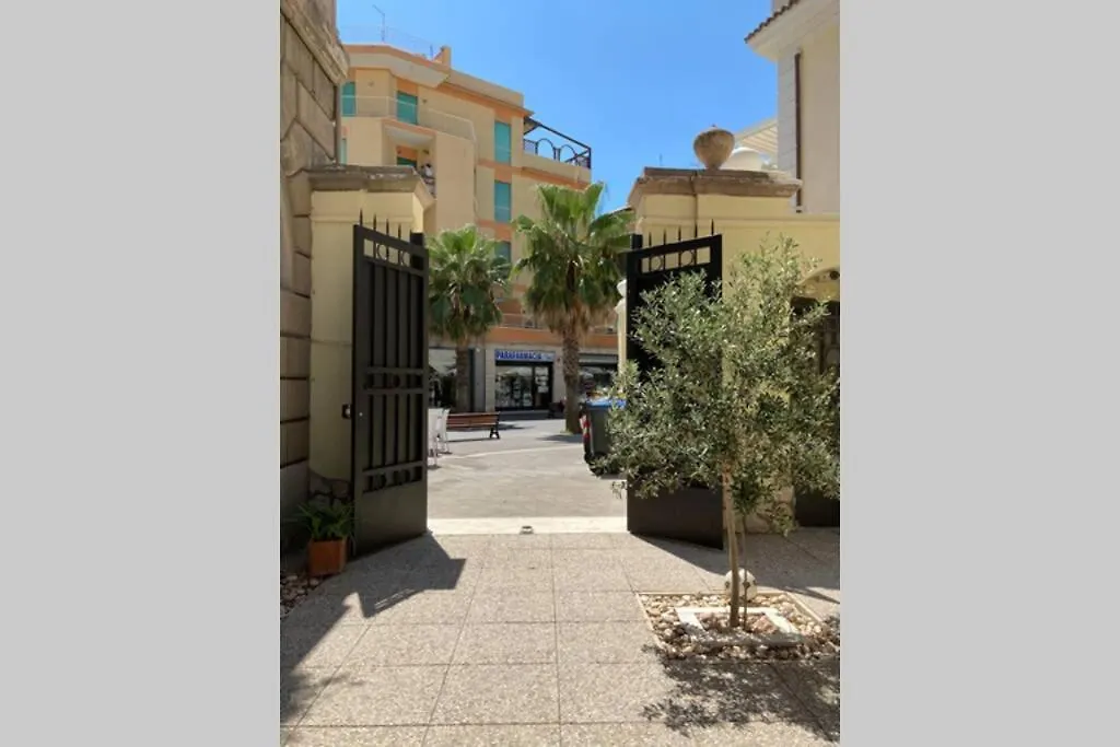 Piazza Anco Marzio Fronte Mare Casa Con Giardino Villa Lido di Ostia