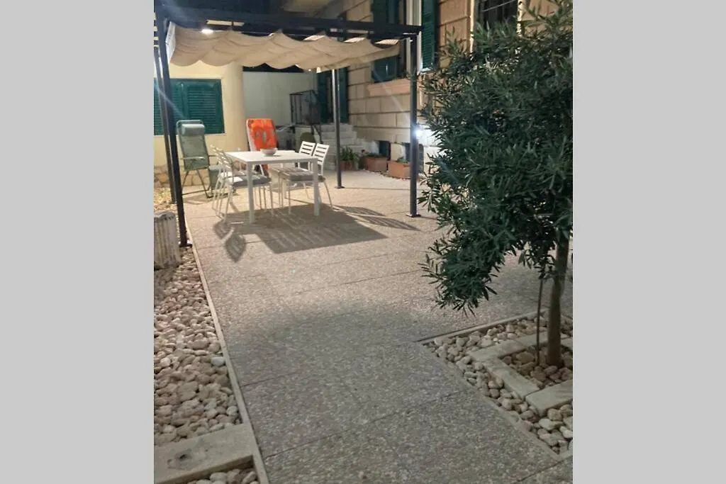 Piazza Anco Marzio Fronte Mare Casa Con Giardino Villa Lido di Ostia 0*,